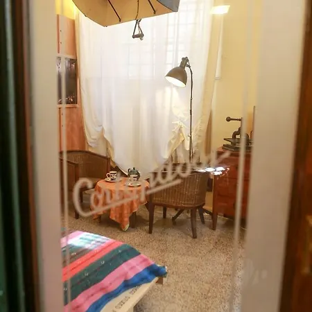 La Terrazza Del Fotografo 게스트하우스 루카